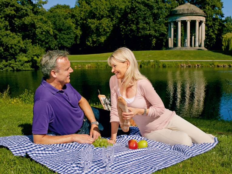 Herrenhausen couple